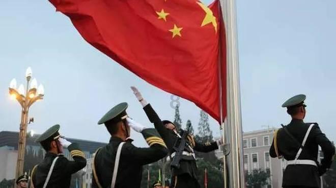 向来皆蓝号何故添黄伞是何意-全球顶级红迪网平台